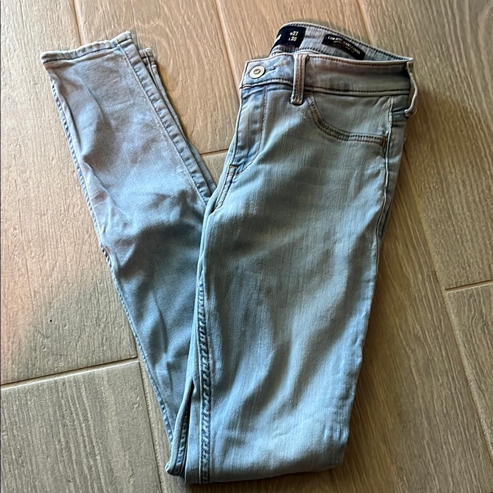 Hollister Light Blue Women's Jeans